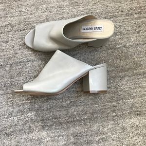Steve Madden 'Infinity' Peep Toe Mule